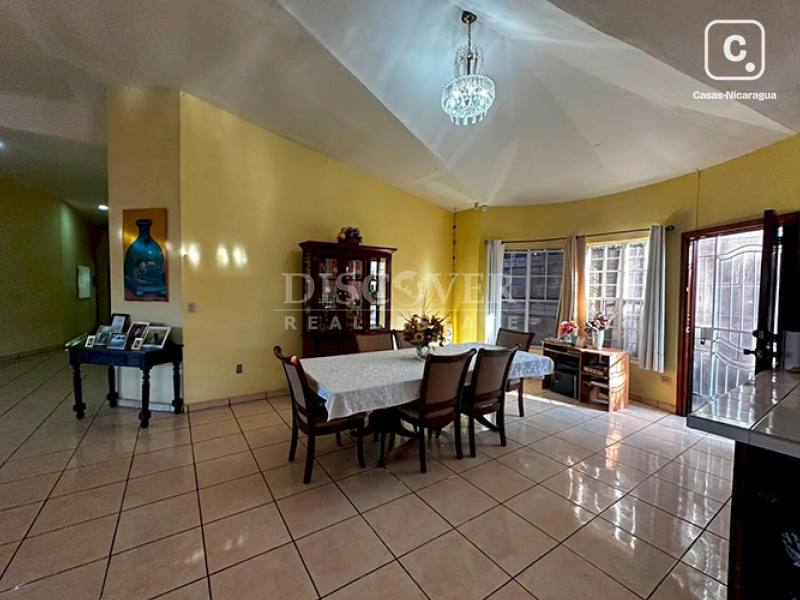 Casa en venta en Carretera Vieja a León, Managua – 4 hab, 199 m²
