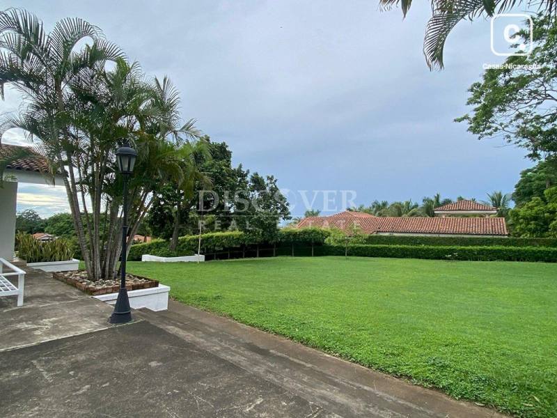 Casa en venta o alquiler en Santo Domingo, Managua – 3 hab, 550 m²