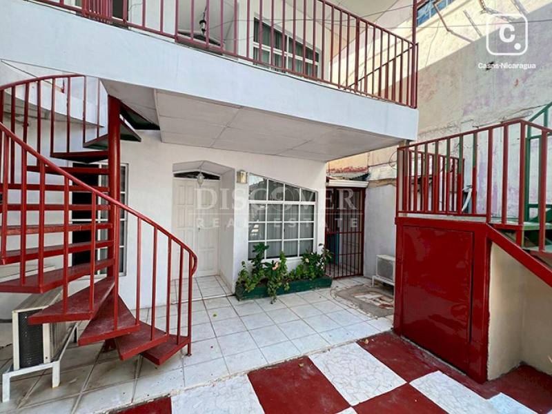 Casa en venta o alquiler en Los Robles, Managua – 4 hab, 610 m²