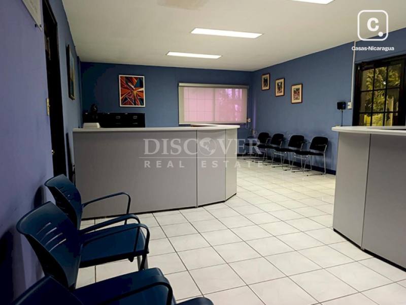 Edificio en venta en Altamira, Managua – 736 varas²