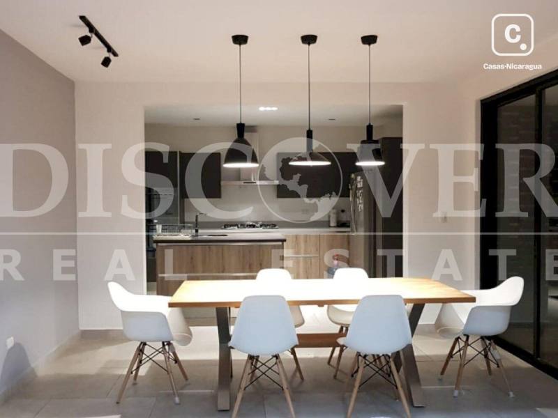 Casa en venta en Santo Domingo, Managua – 4 hab, 297 m²