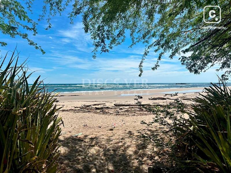 Casa de playa en venta en Huehuete, Carazo – 3 hab, 240 m²