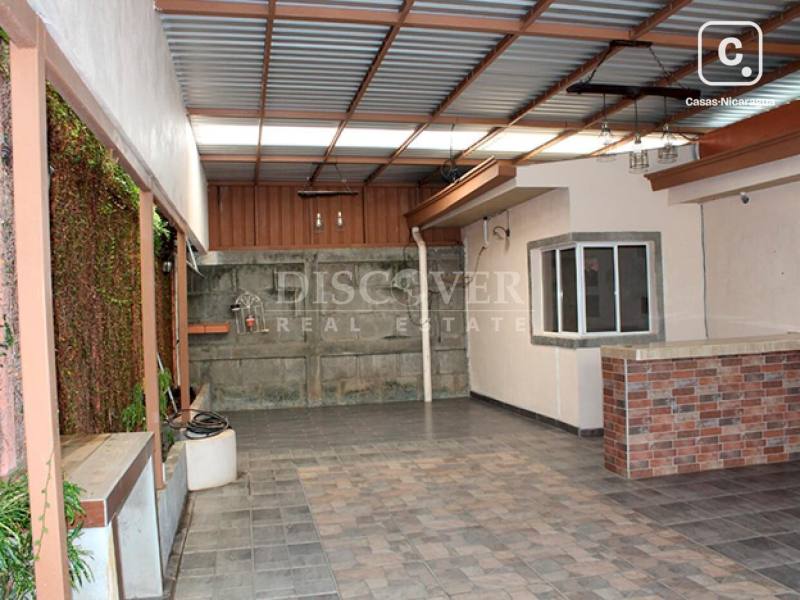 Casa en venta en Carretera Nueva León, Managua – 4 hab, 240 m²
