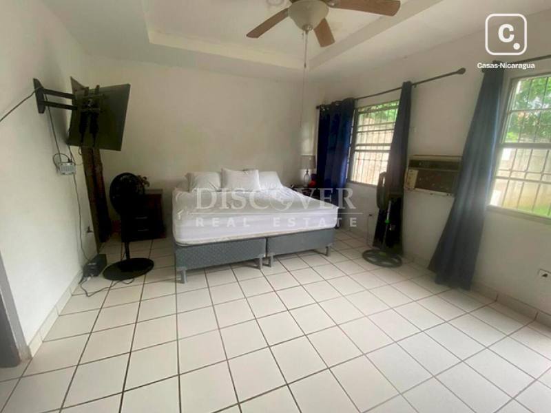 Casa en venta en Villa Fontana, Managua – 3 hab, 230 m², US$ 180,000