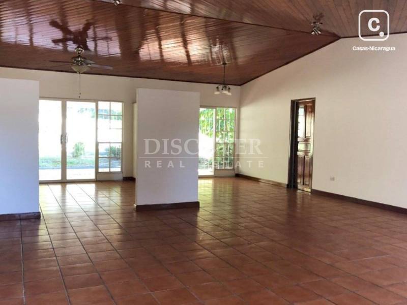 Casa en venta o alquiler en Santo Domingo, Managua – 3 hab, 200 m²