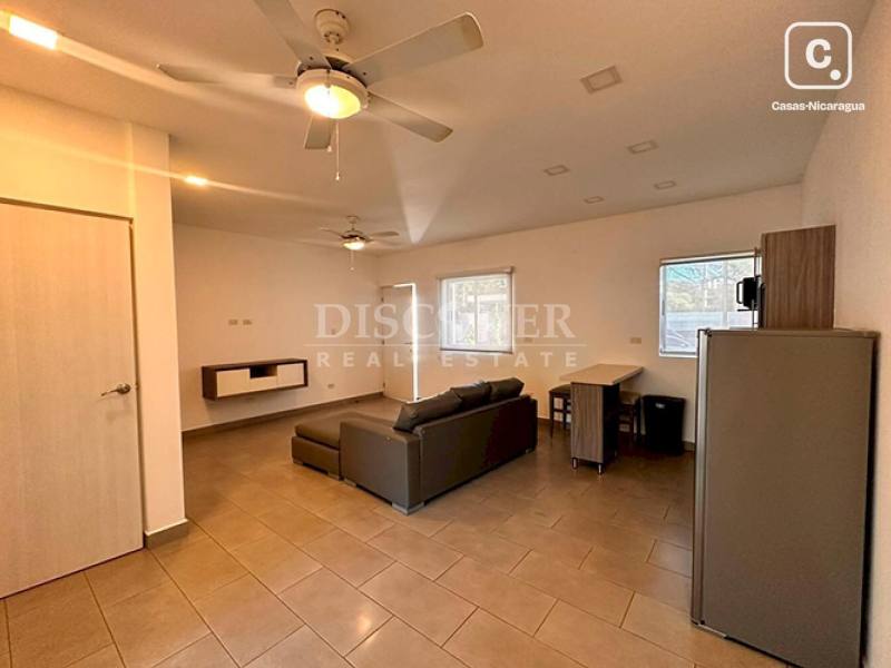 Casa en alquiler en Carretera Sur, Managua – 2 hab, 163 varas²