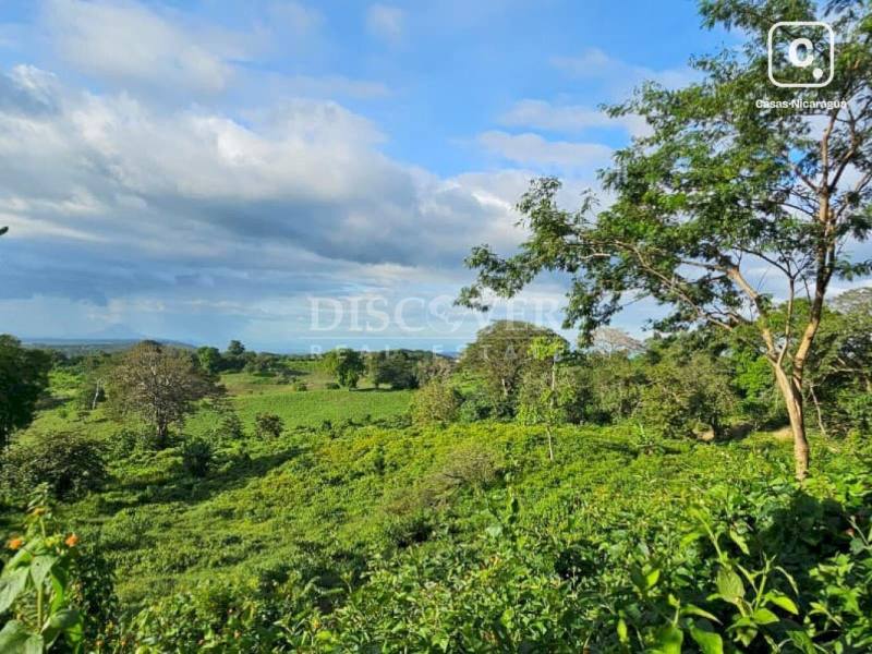 Finca en venta en Carretera Vieja a León, Managua – 270,000 varas²