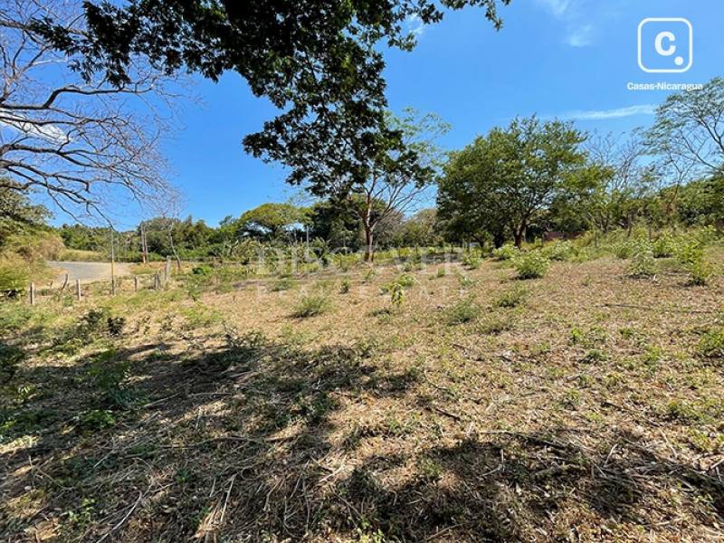 Terreno en venta en Carretera Vieja a León, Managua – 1,969 varas²