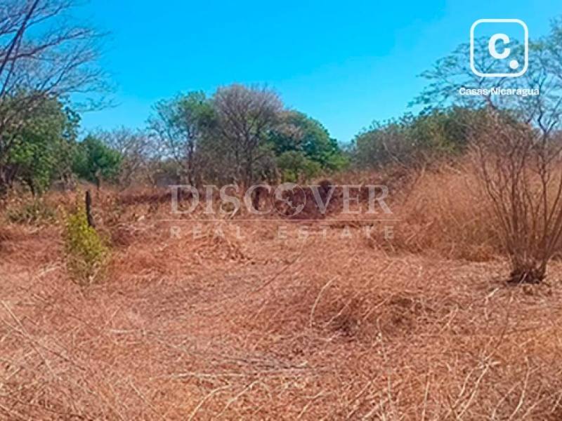 Terreno en venta en Carretera Nueva León, Managua – 500 varas²