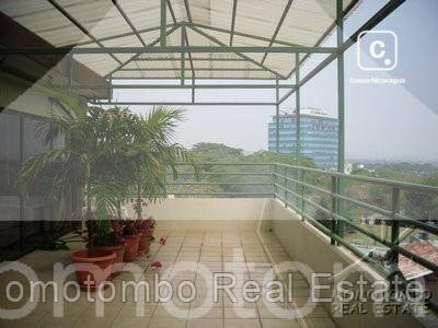Oficina en venta en Los Robles, Managua