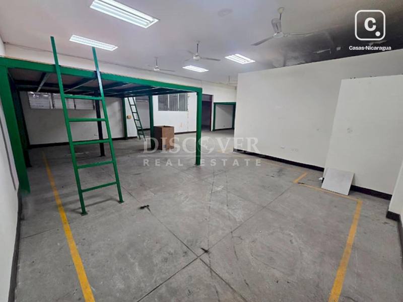 Bodega en alquiler en Los Robles, Managua – 300 m²