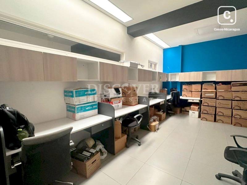 Oficina en alquiler en Bolonia, Managua – 200 m²