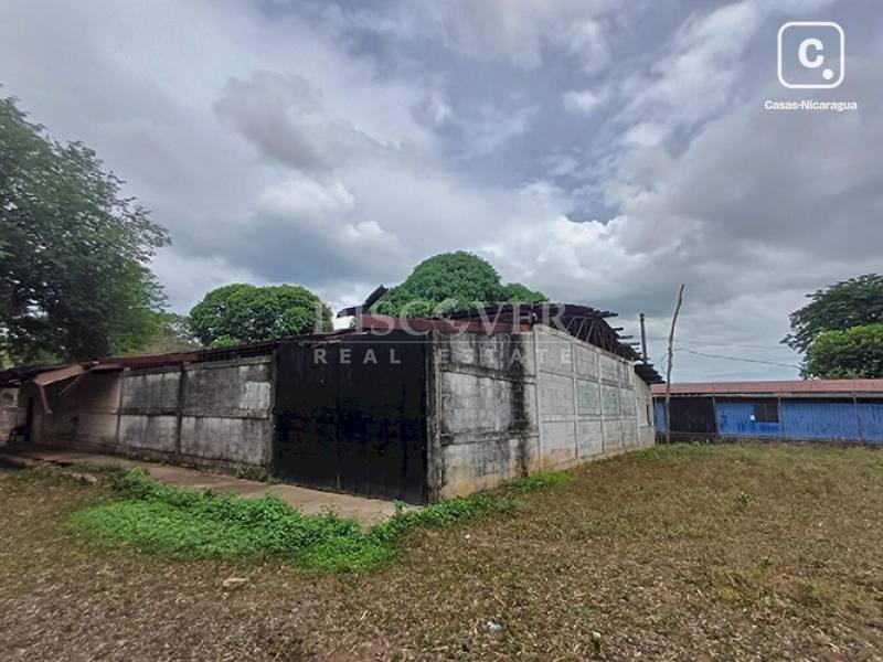 Terreno en venta o alquiler en Carretera Nueva León, Managua – 1,000 m²