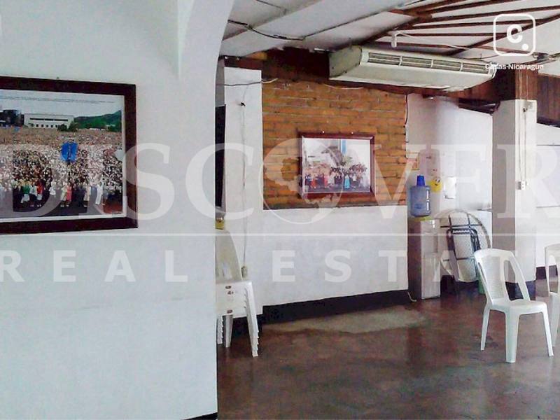 Casa en venta en Los Robles, Managua – 5 hab, 850 varas²