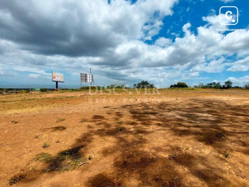 Terreno en venta en Suburbana, Managua – 30,000 varas²