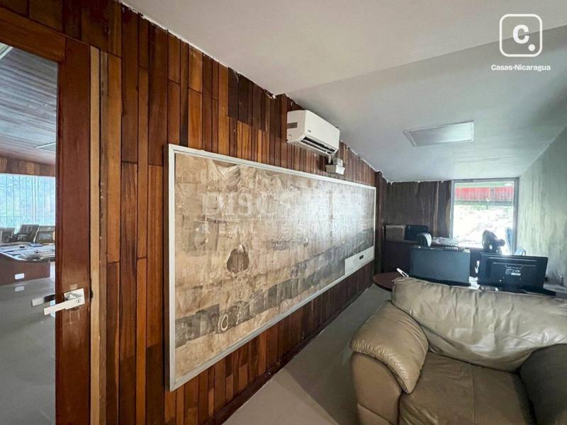 Local comercial en alquiler en Carretera Masaya, Managua – 2,280 m²