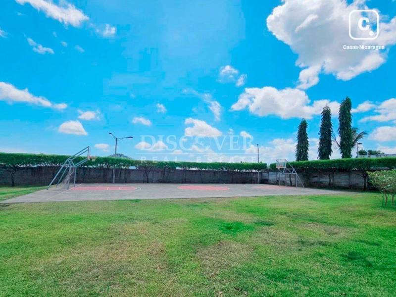Terreno en venta en Esquipulas, Managua – 1,482 varas²
