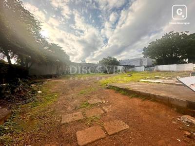 Terreno en venta en Los Robles, Managua – 1,337 varas²