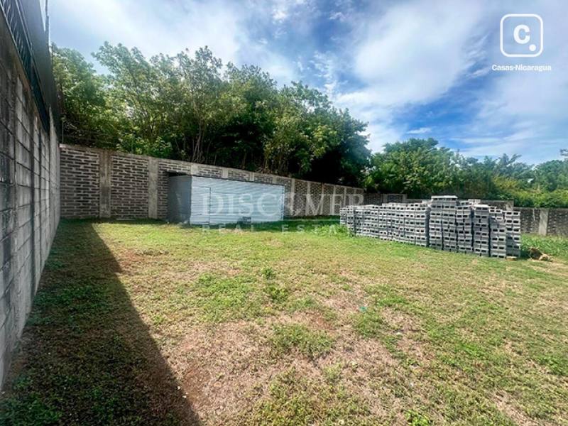 Terreno en venta en Santo Domingo, Managua – 704 varas²