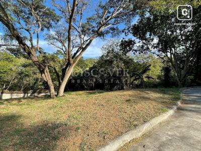 Terreno en venta en Villa Fontana, Managua – 626 varas²
