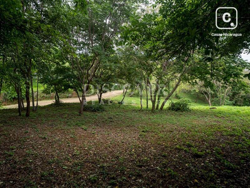 Terreno en venta en Tola, Rivas – 1,494 varas², US$ 99,000
