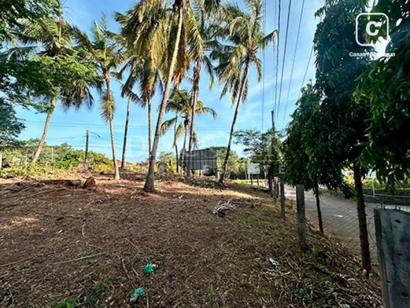 Terreno en venta en Carretera Vieja a León, Managua – 3,083 varas²