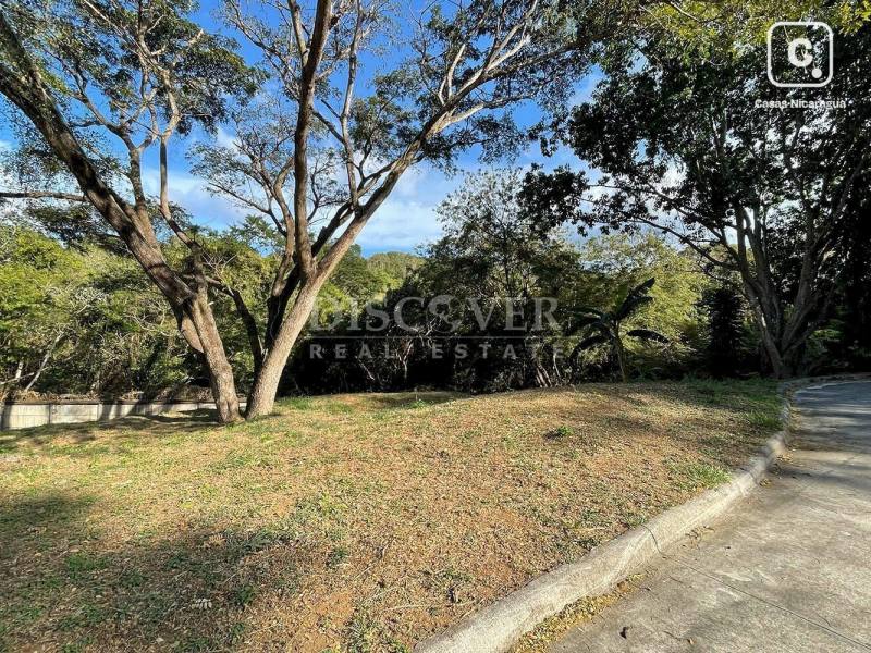 Terreno en venta en Villa Fontana, Managua – 626 varas²