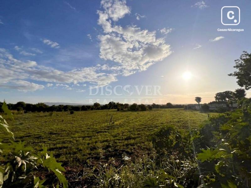 Terreno en venta en Carretera Norte, Managua – 1,500 varas²