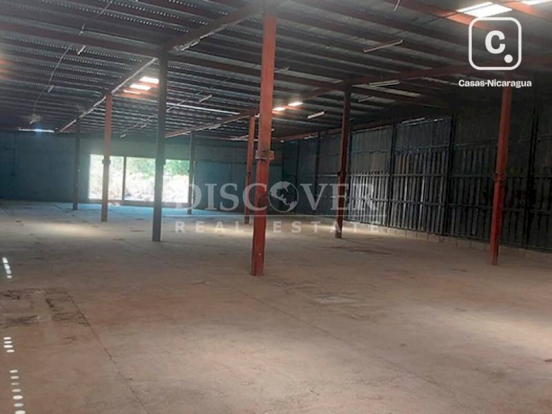 Bodega en alquiler en Esquipulas, Managua – 852 varas²