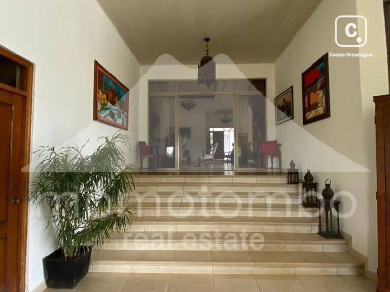 Casa en venta en Las Colinas, Managua – 4 hab, 572 m²