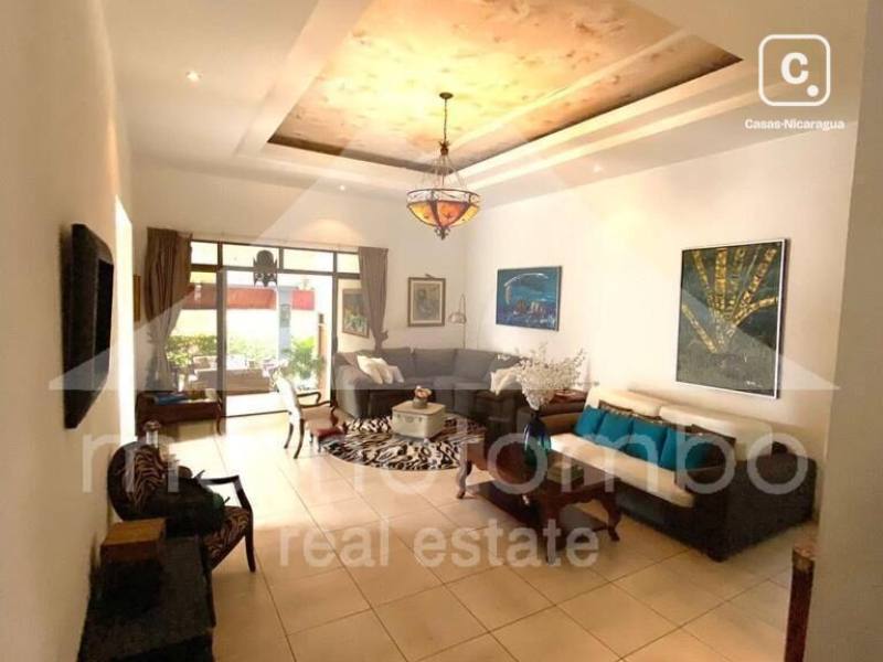 Casa en venta en Las Colinas, Managua – 4 hab, 572 m²