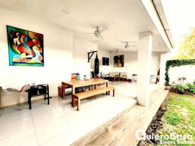 Casa en venta en Las Colinas, Managua – 4 hab, 285 m²