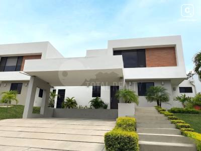 Casa en venta en Santo Domingo, Managua – US$ 370,000