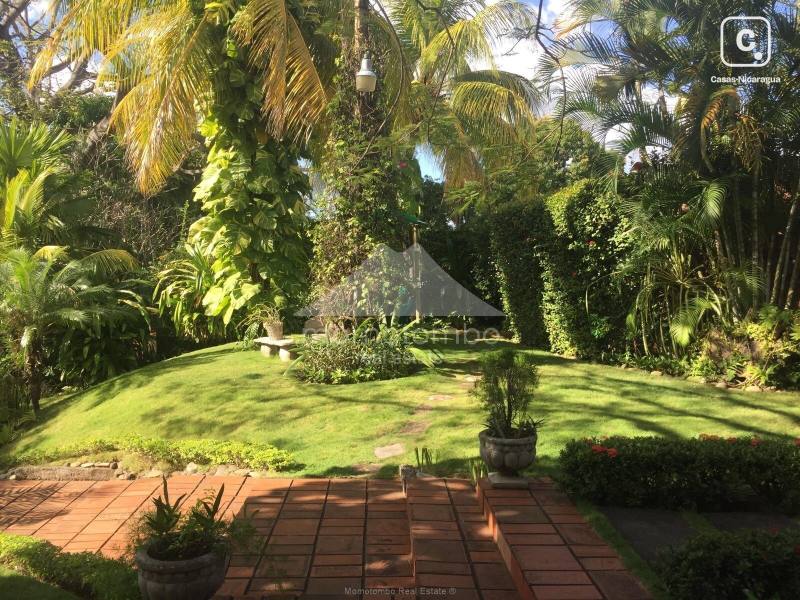 Casa en venta en Santo Domingo, Managua – 3 hab, 350 m², US$ 315,000