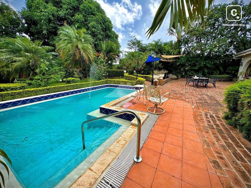 Casa en alquiler en Mirador de Santo Domingo, Managua – 4 hab, 560 m²