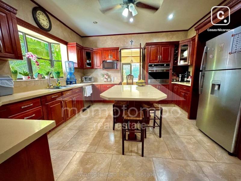 Casa en venta en Carretera Sur, Managua – 3 hab, 610 m²