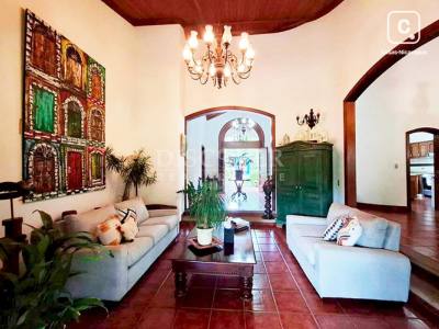 Casa en venta o alquiler en Carretera Sur, Managua – 4 hab, 420 m²