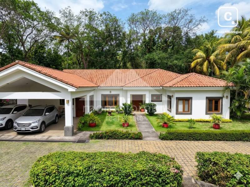 Casa en venta en Carretera Sur, Managua – 3 hab, 350 m²
