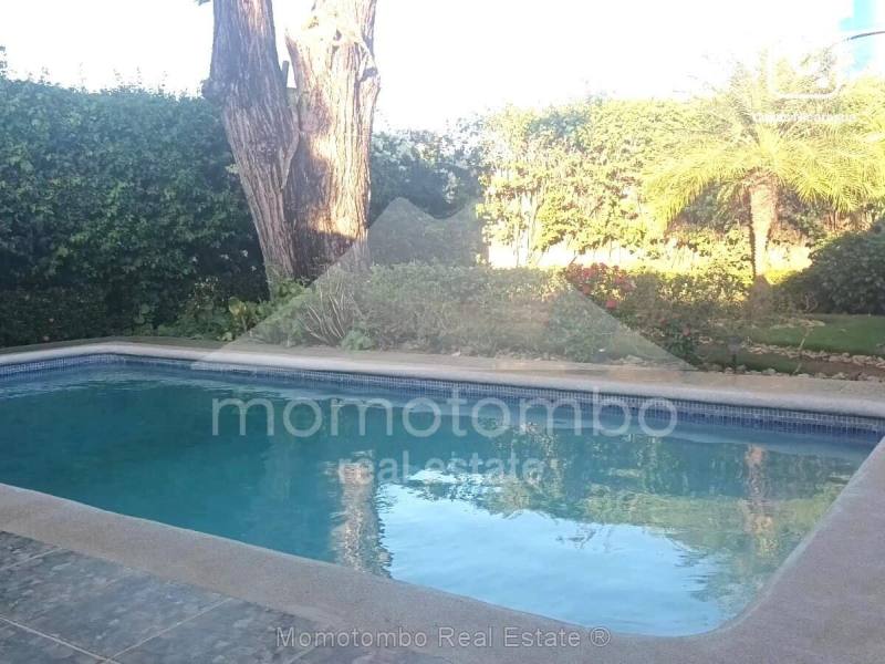 Casa en venta en Reparto San Juan, Managua – 5 hab, 292 m²