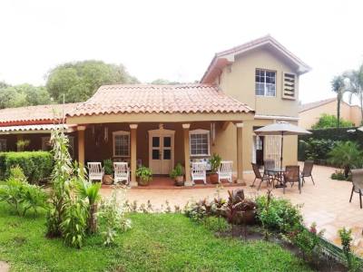 Casa en venta en Carretera Sur, Managua – 3 hab, 355 m²