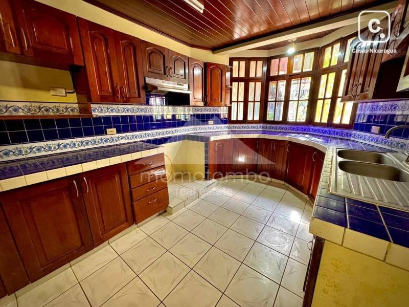 Casa en venta en Carretera Sur, Managua – 3 hab, 250 m², US$ 185,000
