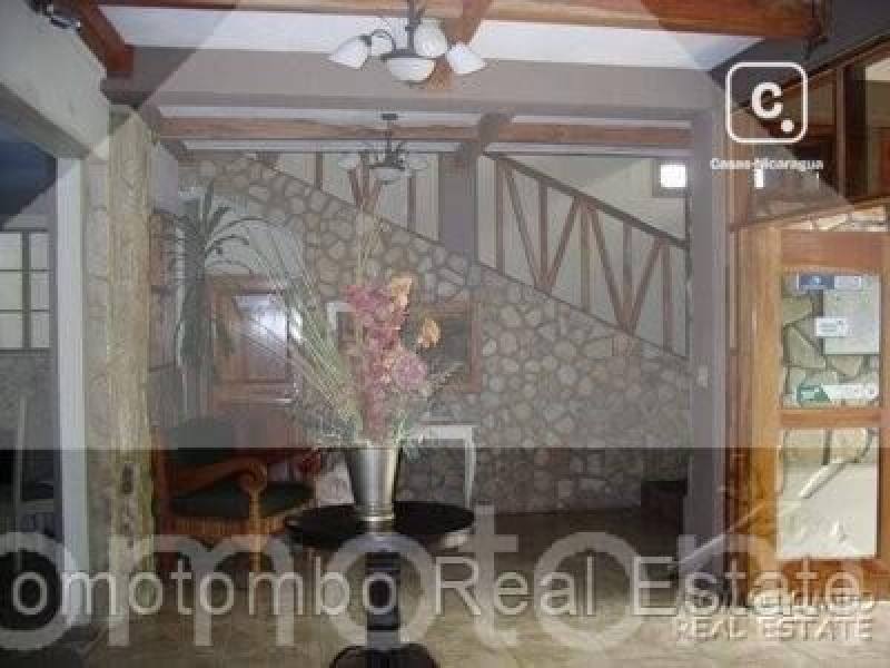 Edificio en venta en Los Robles, Managua – US$ 1,500,000