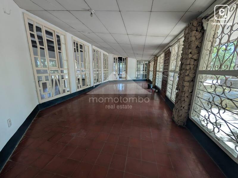 Casa en alquiler en Carretera Sur, Managua – 4 hab, 2,000 varas²