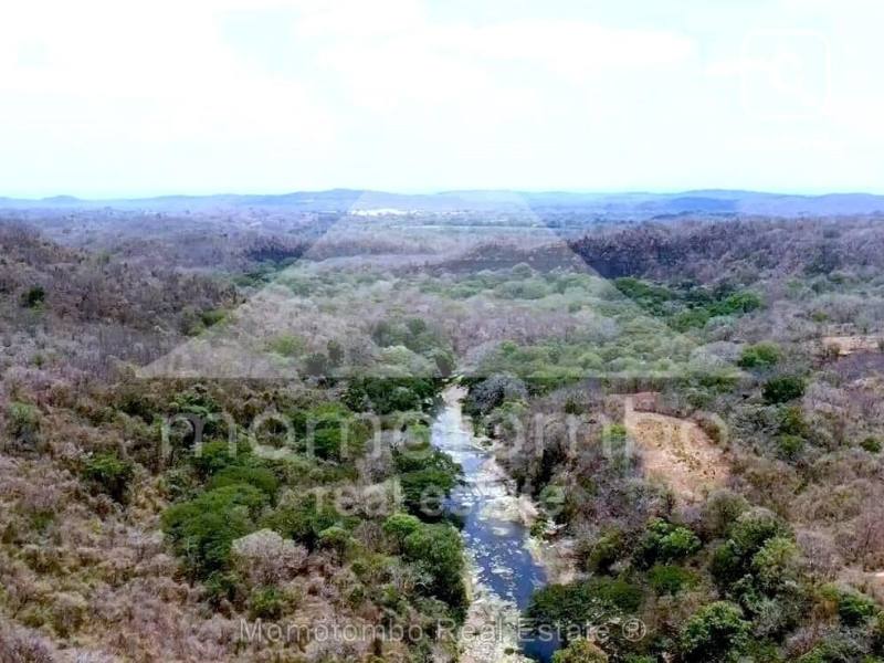 Finca en venta o alquiler en Jinotepe, Carazo – 6,370,000 varas²
