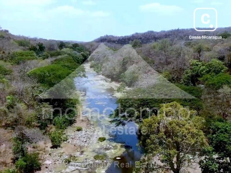 Finca en venta o alquiler en Jinotepe, Carazo – 6,370,000 varas²