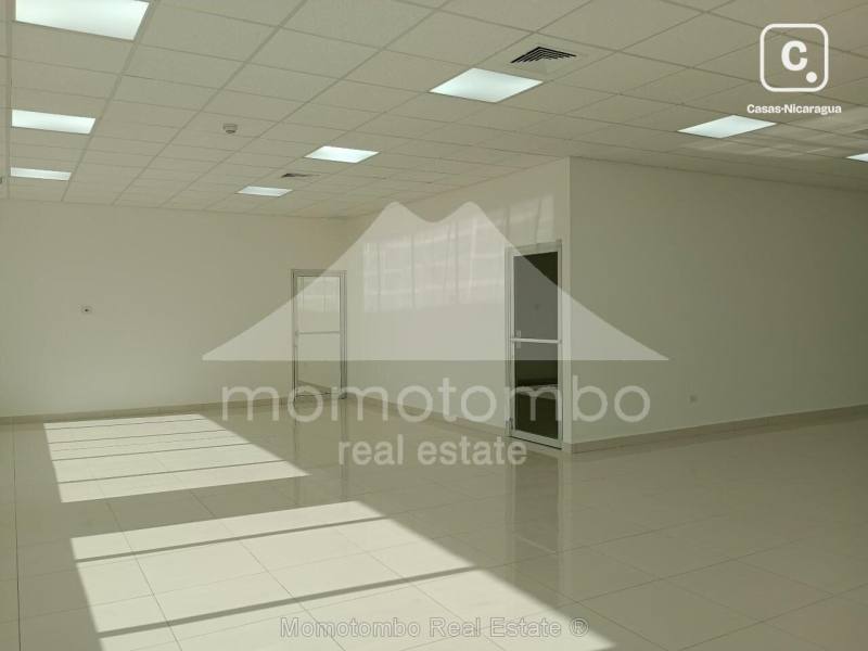 Oficina en alquiler en Carretera Masaya, Managua – 325 m²