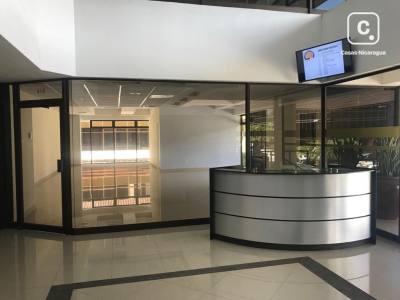 Oficina en alquiler en Suburbana, Managua – 203 m²