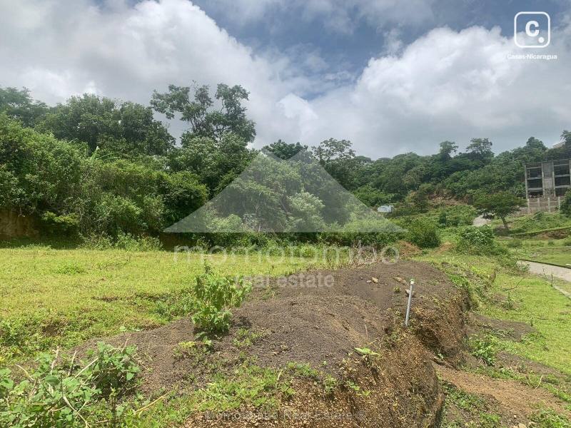 Terreno en venta en Villa Fontana Sur, Managua – 940 varas²