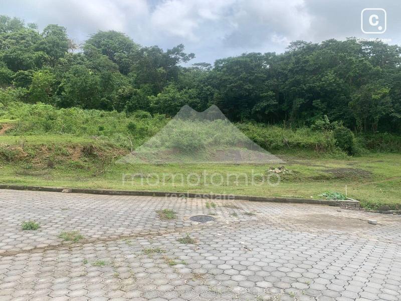 Terreno en venta en Villa Fontana Sur, Managua – 940 varas²