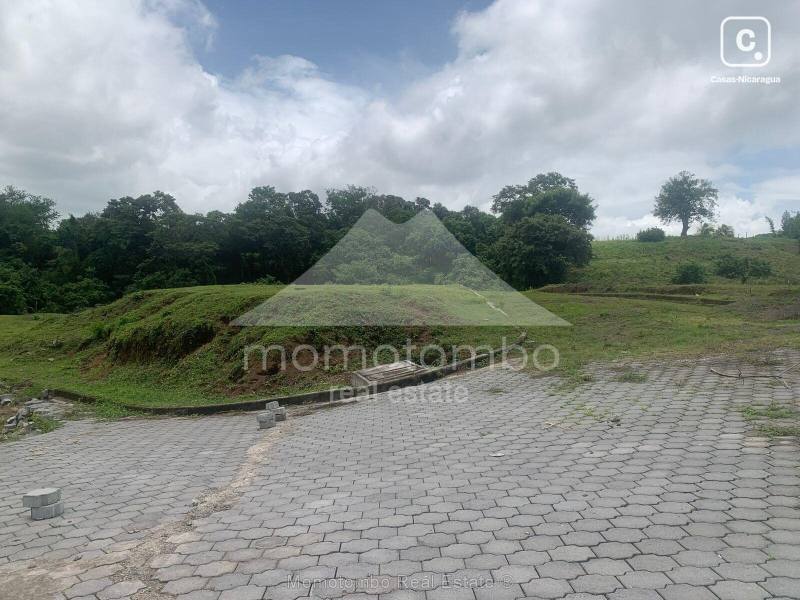 Terreno en venta en Villa Fontana Sur, Managua – 750 varas²